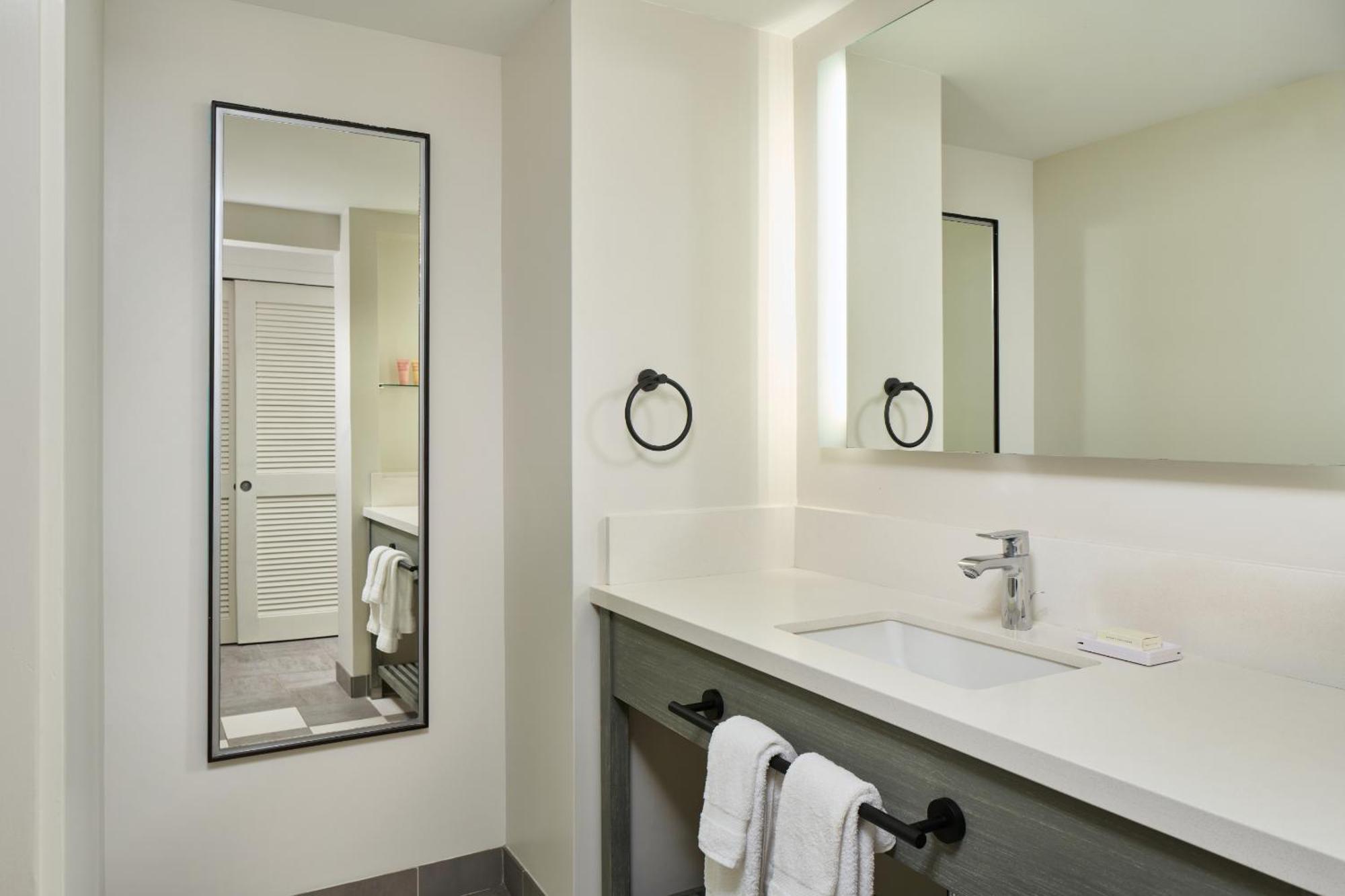 Kaimana Beach Hotel Honolulu Phòng bức ảnh